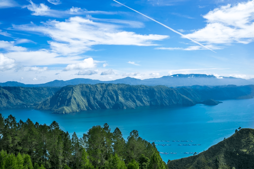 Pesona Sumatera Utara: Surga Tersembunyi yang Wajib Masuk Bucket List Anda!